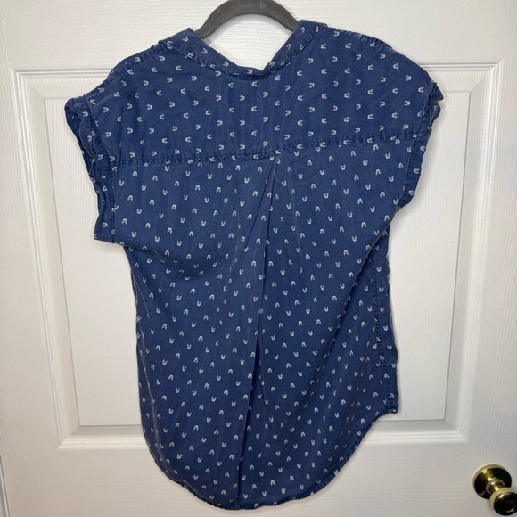 JACHS Girlfriend Blue Button-Up Women’s Top Size Small GUC - Picture 4 of 5